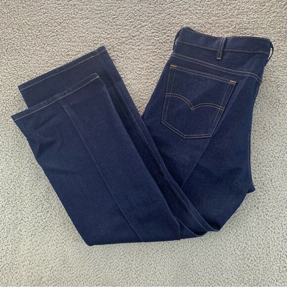 Levi's 517 Bootcut Denim Jeans Men's Blue Dark Wash  NWT  |  Size:  42 x 30 - Picture 5 of 16